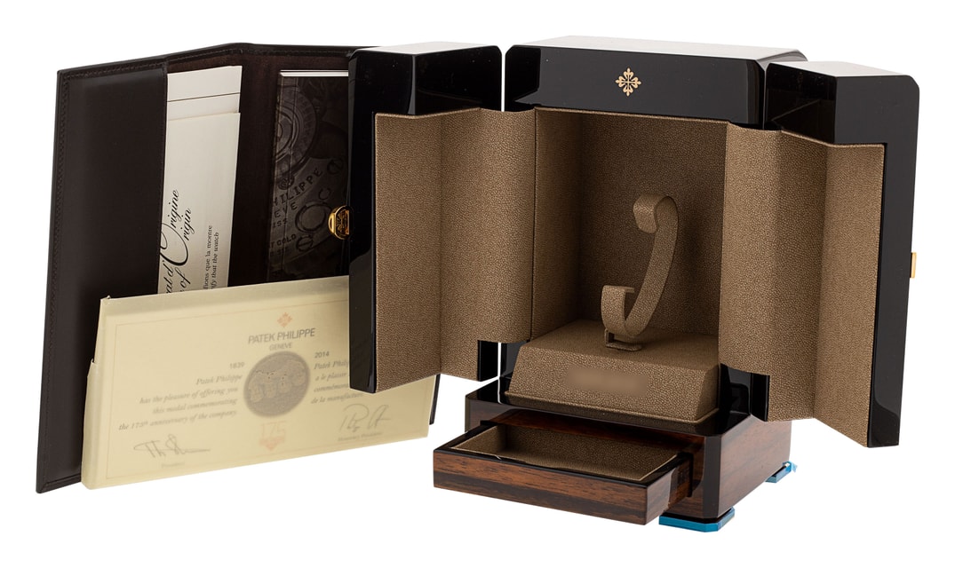 Patek Philippe Complications 4675R-001 Image 4